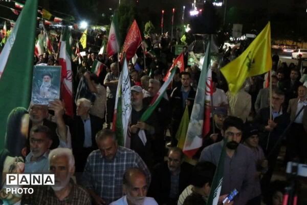 حضوری متفاوت در شبی به یادماندنی در سنگر خیابان