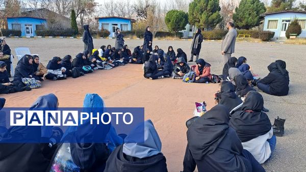 اعزام دانش‌آموزان پردیس به اردوی تمشک
