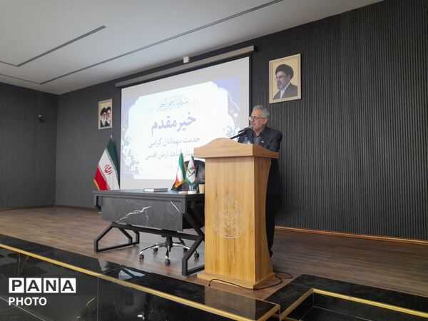 برگزاری مجمع عمومی انجمن اولیا و مربیان دبیرستان شاهد ارض اقدس ناحیه ۳