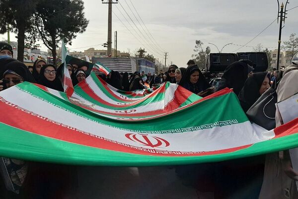 22بهمن در اسلامشهر؛ حماسه‌ای از جنس حضور