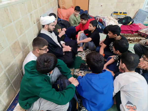 اعتکاف دانش‌آموزان مسجد انقلاب شهرستان بجنورد 