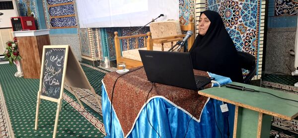 جلسه انجمن اولیاء ومربیان دبستان نیایش