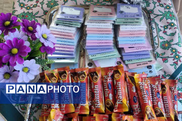 گام‌های استوار، آینده‌ای روشن: جشن آغاز سال تحصیلی در دبیرستان شاهد ام ابیها آباده