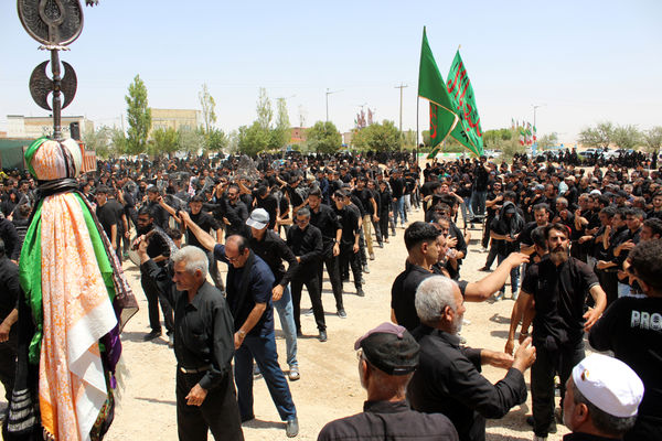 عزاداری تاسوعای حسینی در شهر درق 