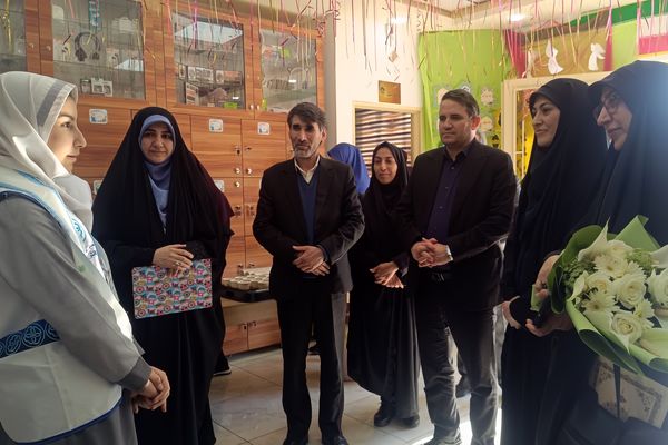 دوره آموزشی سواد سلامت با رویکرد توسعه عدالت و کیفیت آموزش و بهداشت 