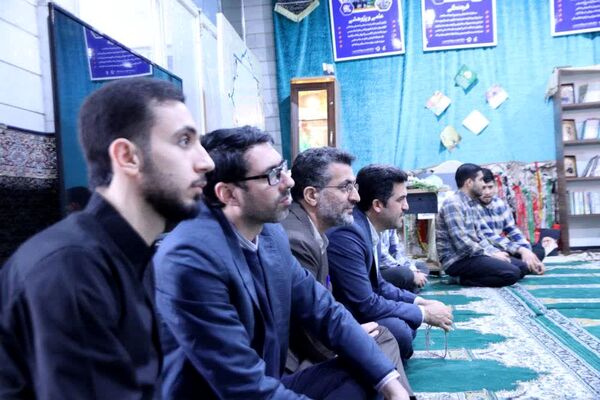 برگزاری مراسم اعتکاف توسط دانش‌آموزان معتکف شهرستان اسلامشهر
