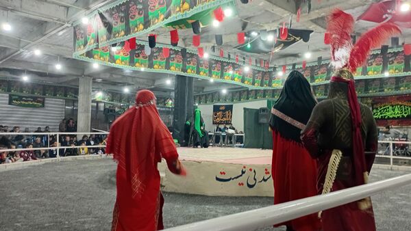 عطر غربت فاطمی در مارکده پیچید