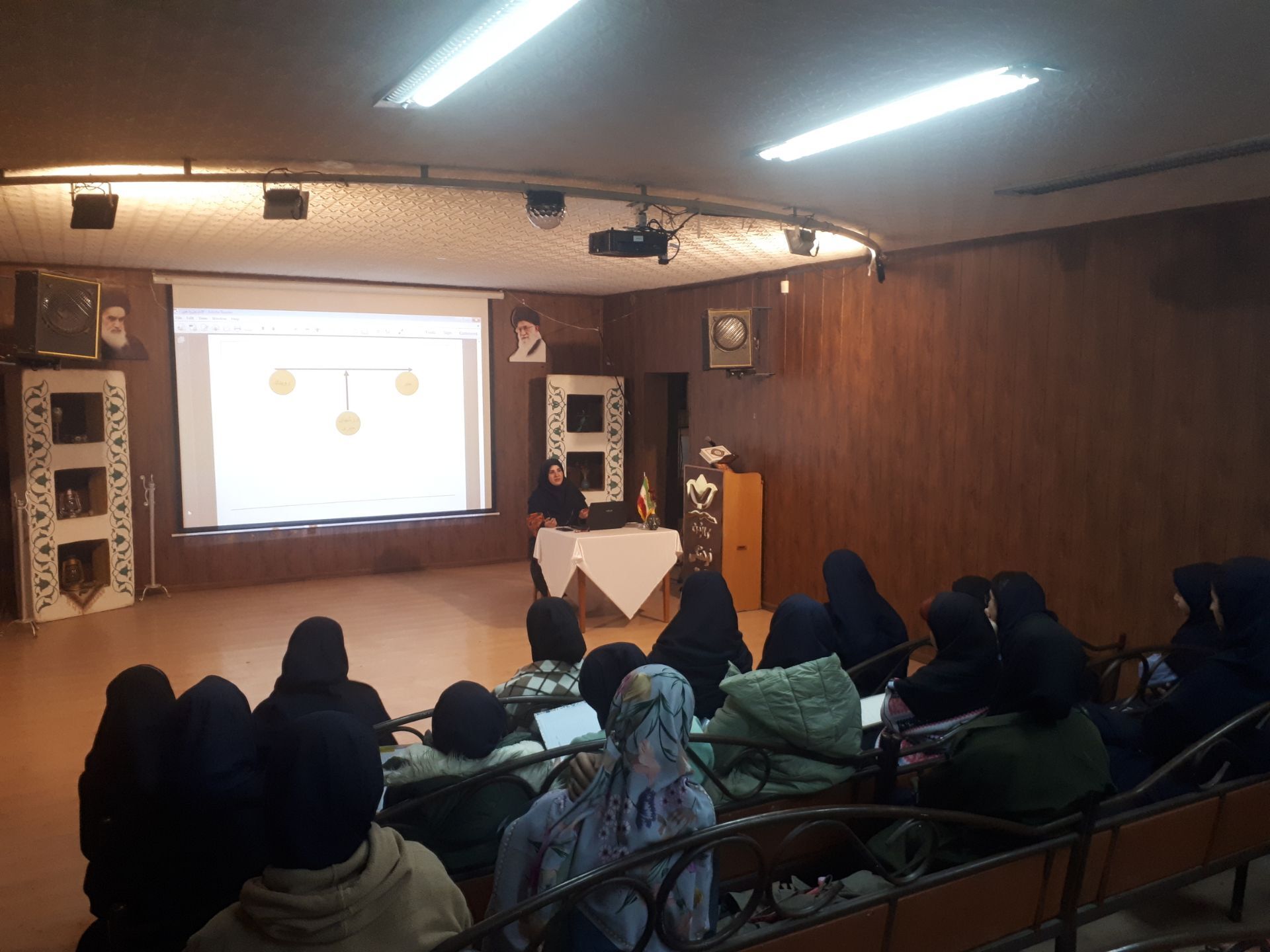 برگزاری کارگاه‌ آموزشی خبرگزاری پانا ناحیه ۳ کرج