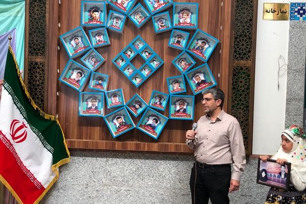 برگزاری جشن عاطفه‌ها در دبستان شاهد ام‌البنین (س) ناحیه دو شهرری 