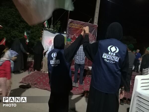 نماز جماعت همراه با اجتماعات شبانه در حسینیه شهدای شهر بار نیشابور 