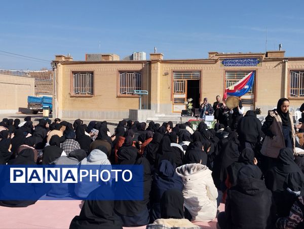 جشن میلاد امام زمان در هنرستان شهید شهیدی خلیل آباد 