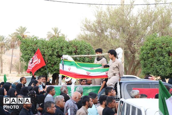 بار دیگر قلب ایران داغدار شد؛ آیین تشییع در حاجی‌آباد