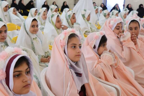 آیین جشن تکلیف دانش آموزان بخش بهمن ابرکوه