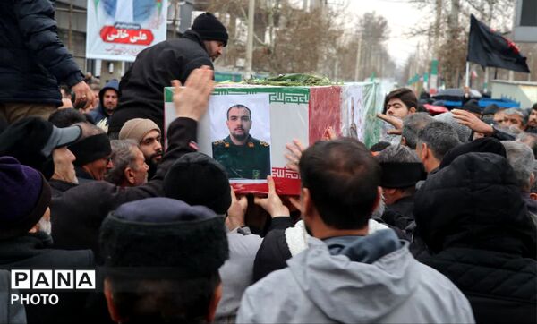تشییع پیکر پاسدار علی خانی در نظرآباد
