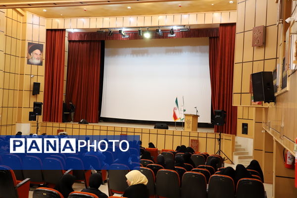 امضای تفاهم نامه بنیاد برکت و آموزش‌وپرورش استان به منظور توسعه عدالت آموزشی در مناطق محروم