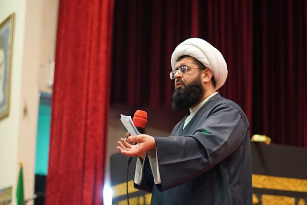 آیین بدرقه دانش آموزان منتخب به عمره دانش‌آموزی از هشت استان کشور در کرمانشاه