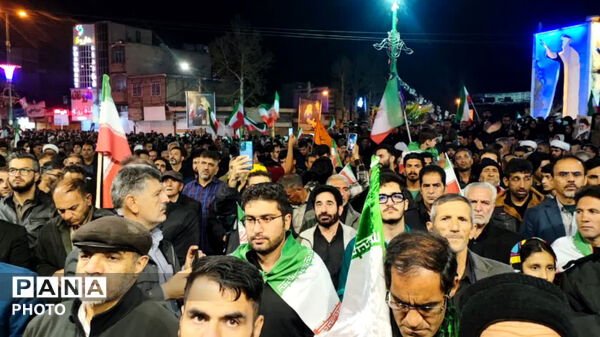 حضور پرشور شهروندان کوهدشت در سی‌ونهمین گردهمایی شبانه