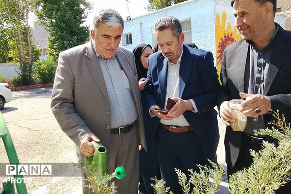 گرامیداشت هفته سلامت در هنرستان بحرالعلوم چهاردانگه