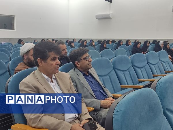 روایت مهدویت فرهنگیان بوشهر در روزهای دهه فجر