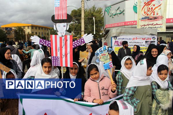 دانش‌آموزان شهر گرماب در راهپیمایی 13 آبان
