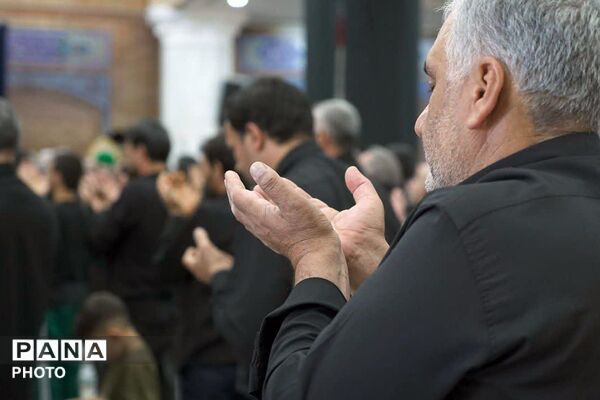 شکوه نمازجمعه این هفته باقرشهر و کهریزک با حضور عزاداران حسینی 