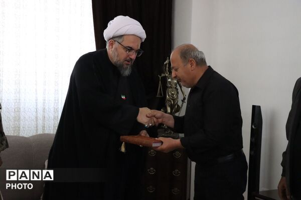 بزرگداشت شهید امیر علی الوندی در یادواره خانگی خادمین شهدای غریب اسارت 