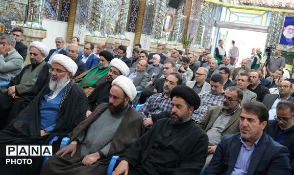 آیین تکریم خادمان مکتب شهادت به پاسداشت ارادتمندان رهبر شهید 