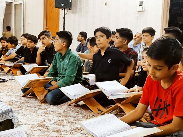 "چهل شب، چهل شهید"؛ محفلی قرآنی برای نسل نو در کاشمر