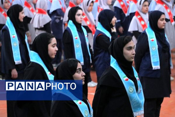 همایش «یاوران انقلاب» در بهارستان‌دو