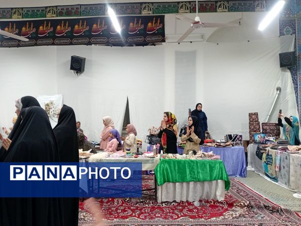 بازارچه محصولات خانگی در شهرستان خلیل آباد 