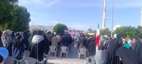 راهپیمایی دشمن‌شکن ۲۲ بهمن در بستک؛ نماد وحدت و همدلی مردم