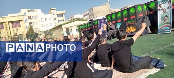 دانش‌آموزان مدرسه شاهد شهید کاظمی در سوگ شهادت حضرت فاطمه (س)