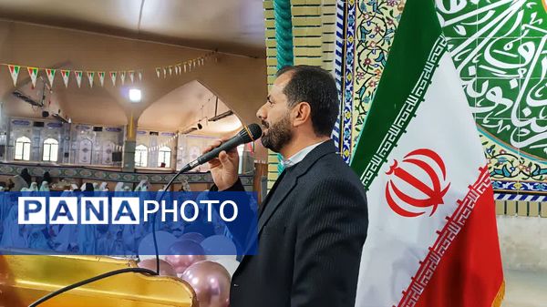 نماز جماعت انسجام‌بخش جشن تکلیف دختران بویراحمدی