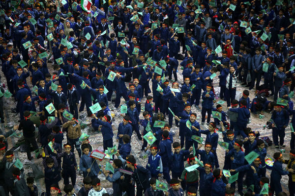 اجتماع دانش‌آموزی سربازان کوچک برای مقاومت در قم