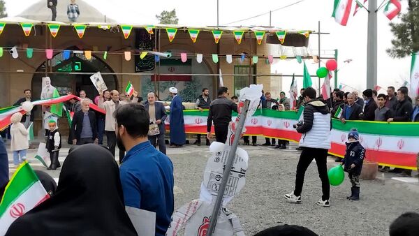 خلق حماسه سالگرد پیروزی انقلاب در روستای صرم 