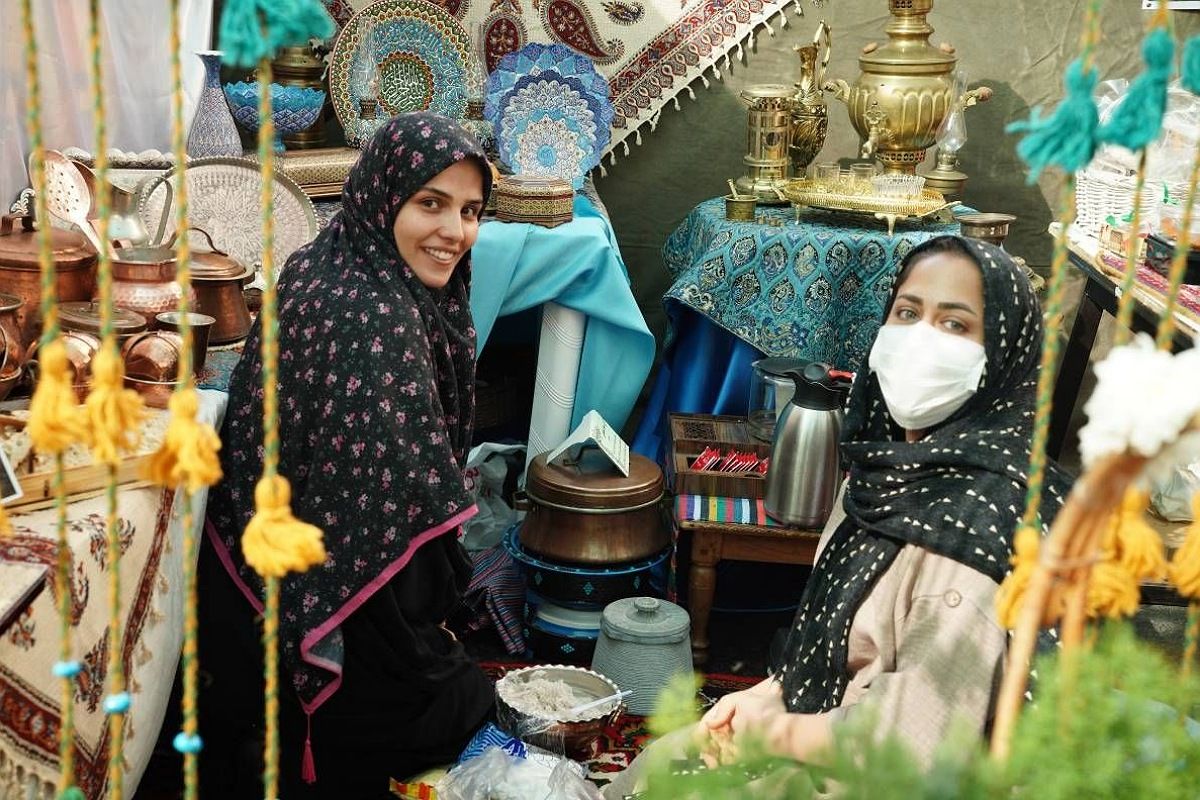 برگزاری «جشنواره ایرانشناسی» در دبستان مهر دانش ناحیه دو شهرری 