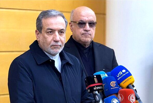 عراقچی: هند و پاکستان با خویشتنداری مانع از تشدید تنش در منطقه شوند