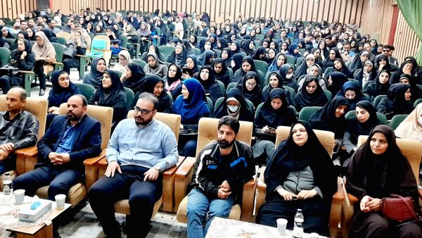 جلسه استانی مشاوران با موضوع «تاب‌آوری و امیدآفرینی در مدارس» در استان البرز
