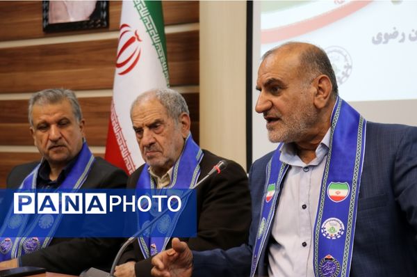 نشست مشاور وزیر با مدرسان سازمان دانش‌آموزی استان خراسان رضوی