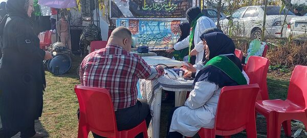 همایش پیاده‌روی در روستای کروا قائمشهر