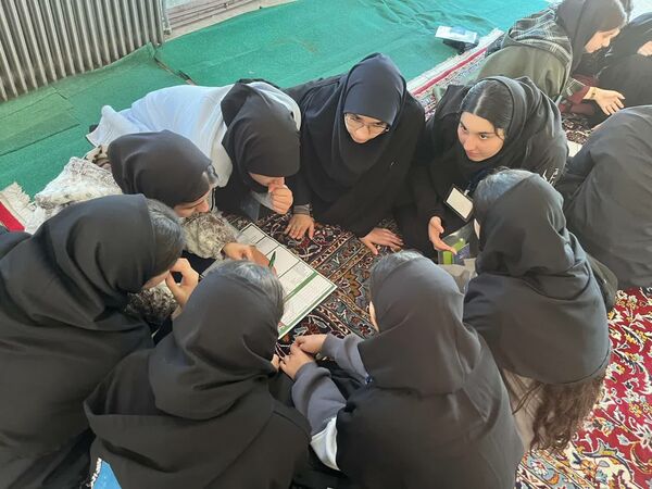  کاردوی نمایشگاه مدرسه انقلاب در نور