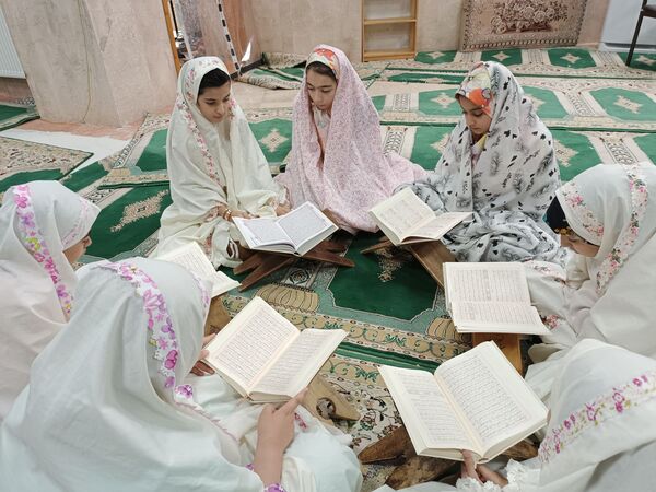 مراسم اعتکاف در مساجد شهرستان آبدانان 