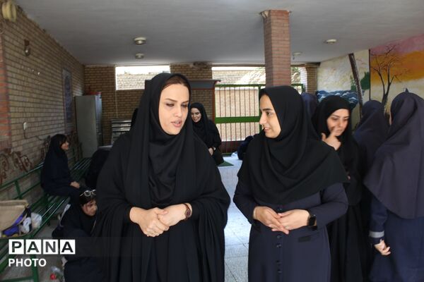 صبحانه سالم در دبیرستان ساره ورامین