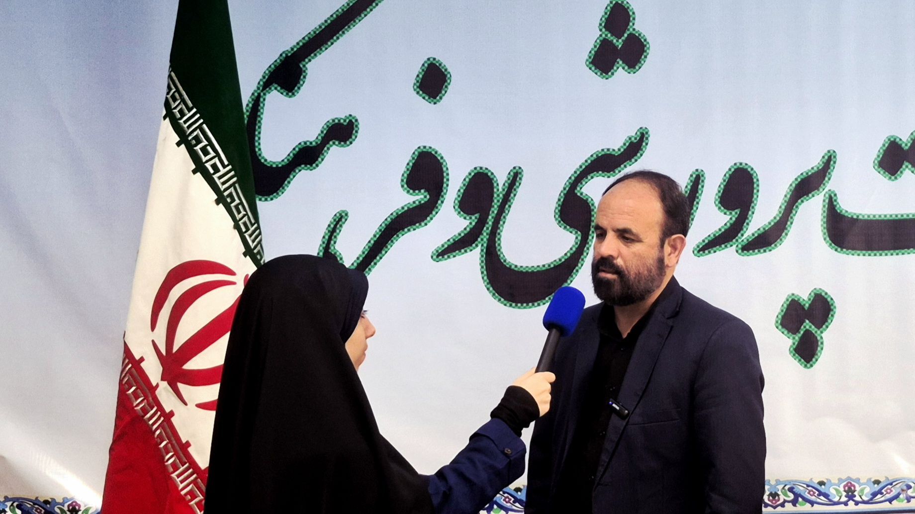 رویکردی نوین در مدارس آغاز شده است تا هویت انقلابی بیش از پیش تقویت شود