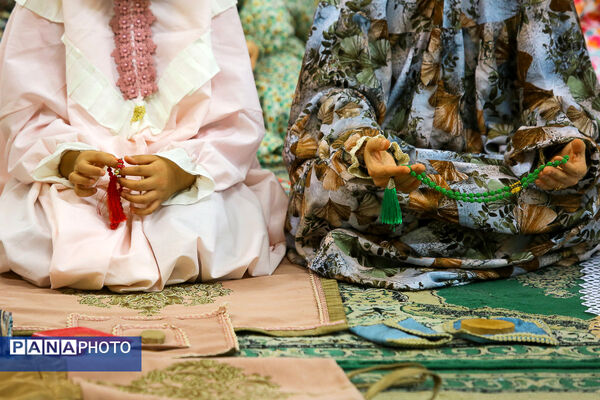 اعتکاف دانش‌آموزی در مسجد قائمیه