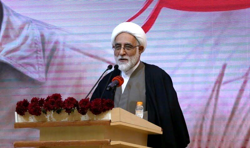 ضرورت الگوگیری از سیره و سبک زندگی شهدا