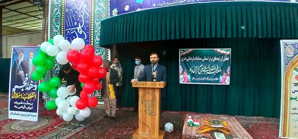 محفل انس با قران‌کریم و تجلیل از برترین‌های مسابقات فرهنگی و هنری شهرستان ملایر