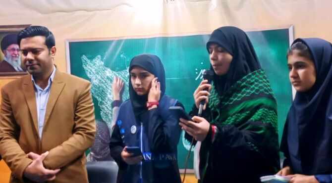  اجرای برنامه های مدرسه شهدای فرهنگی در استودیو وطن شهرستان خرم آباد 
