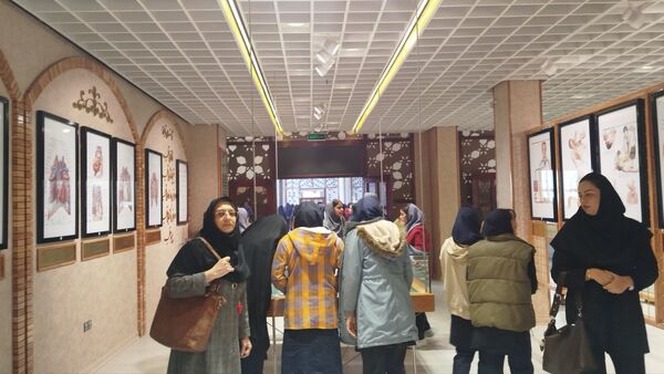 بازدید دانش‌آموزان دبیرستان پیرایش از افلاک‌نما نیشابور 