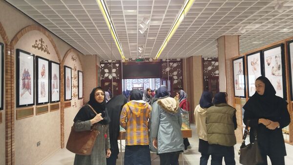 بازدید دانش‌آموزان دبیرستان پیرایش از افلاک‌نما نیشابور 